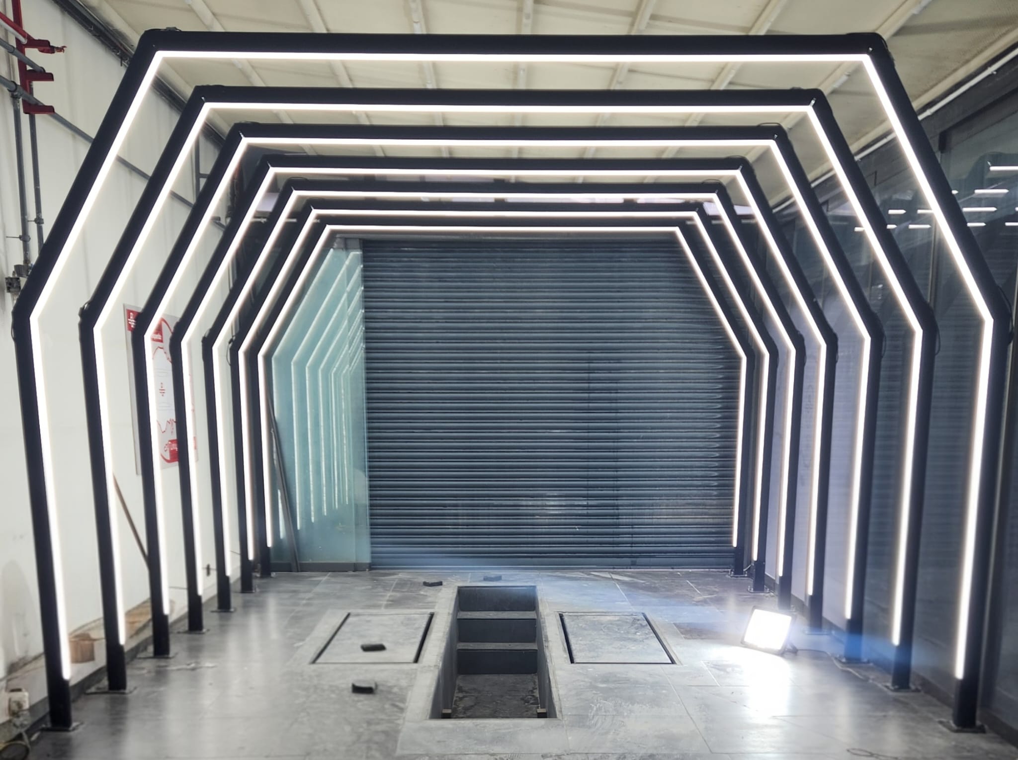 Demonte Aydınlatma Tünelinin Profesyonel Montaj Süreci